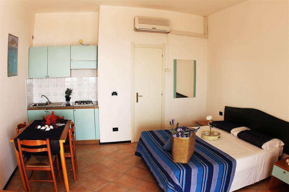 Residence Le Vele Stintino Buitenkant foto
