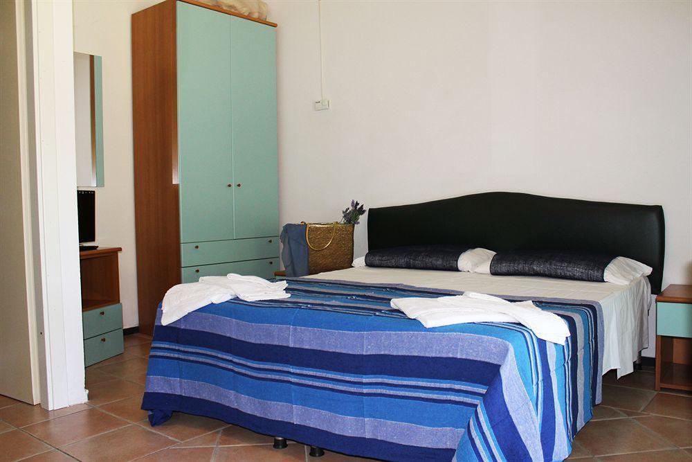 Residence Le Vele Stintino Buitenkant foto