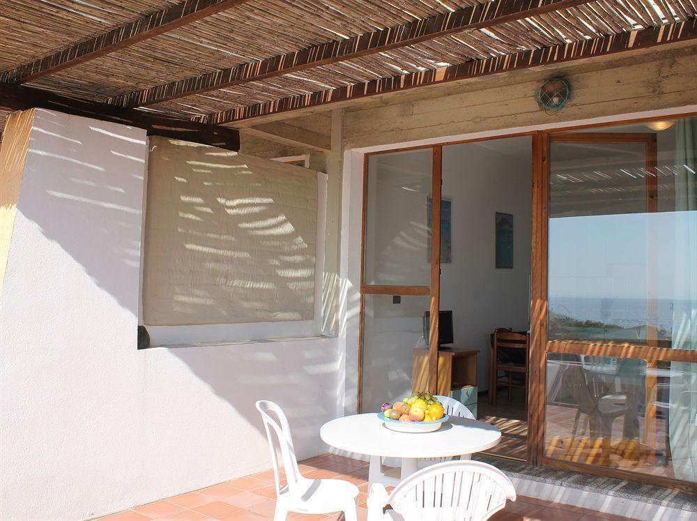 Residence Le Vele Stintino Buitenkant foto