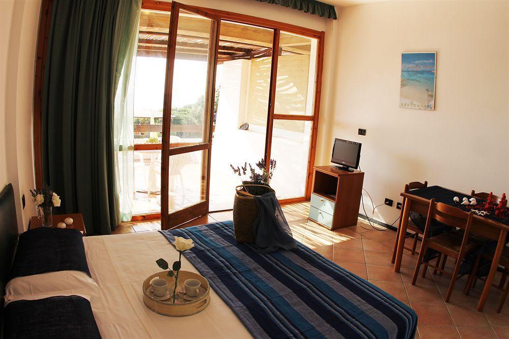 Residence Le Vele Stintino Buitenkant foto