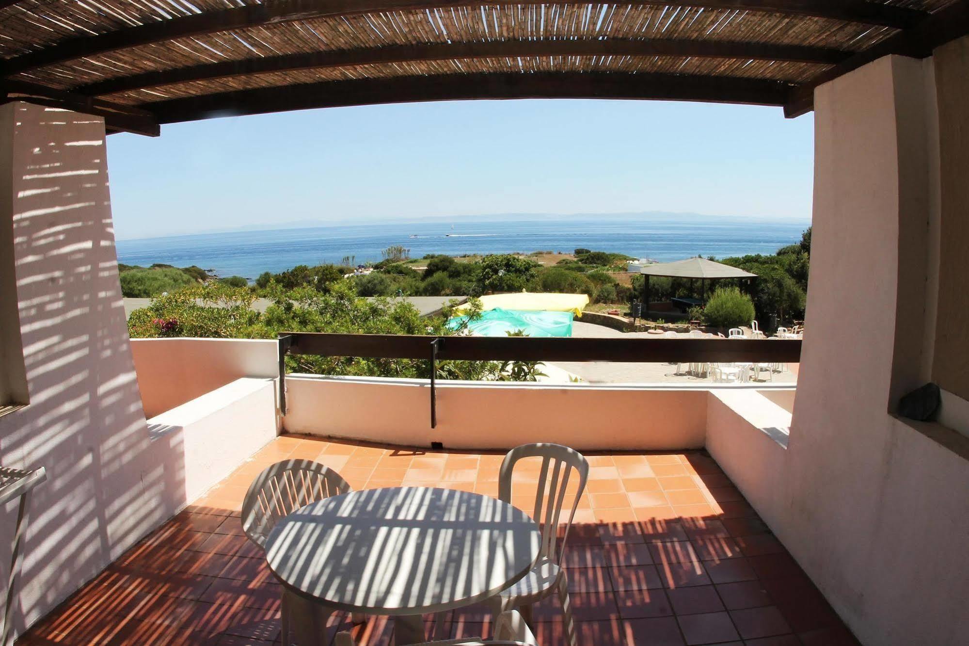 Residence Le Vele Stintino Buitenkant foto